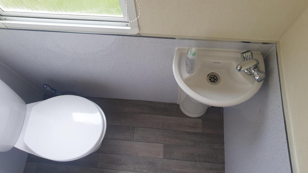 Holiday Home In Lyons Robin Hood Holiday Park Meliden 외부 사진