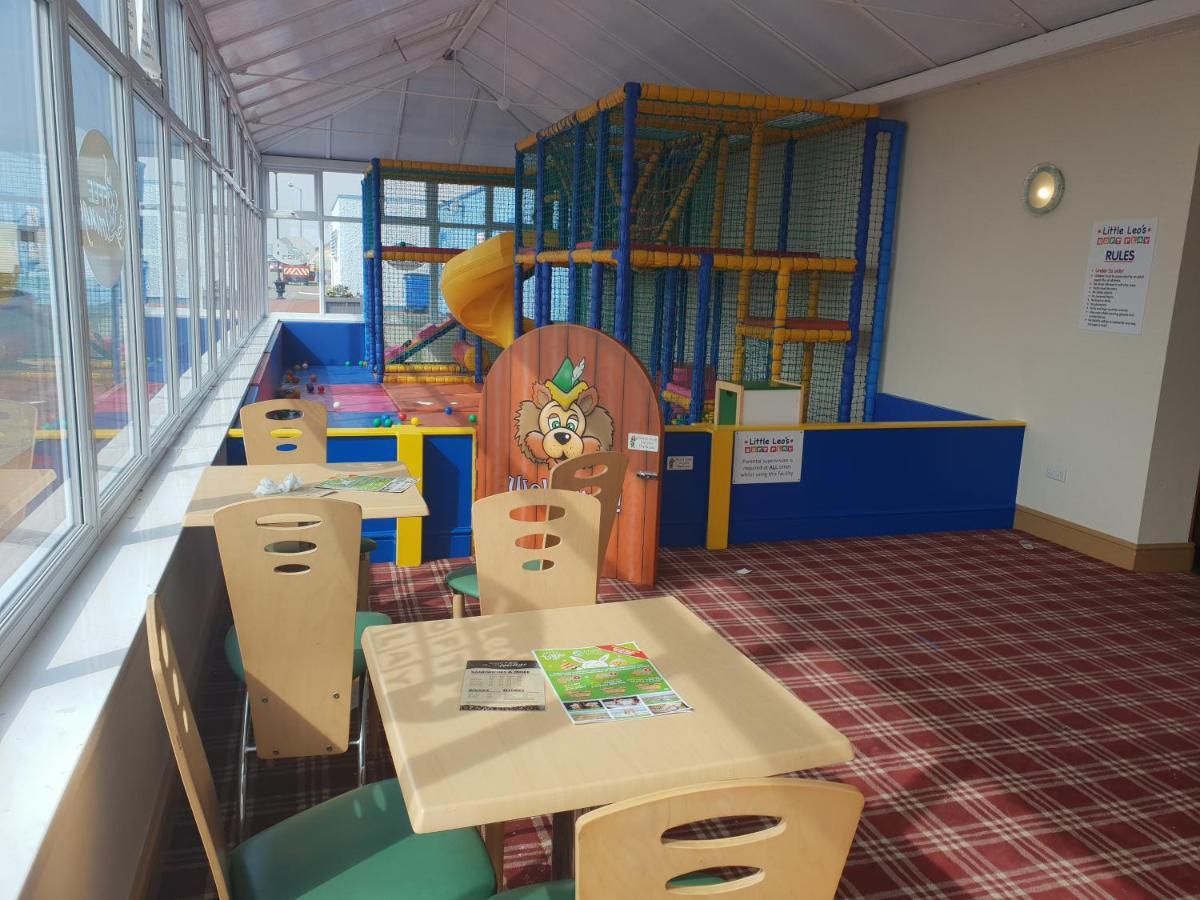 Holiday Home In Lyons Robin Hood Holiday Park Meliden 외부 사진
