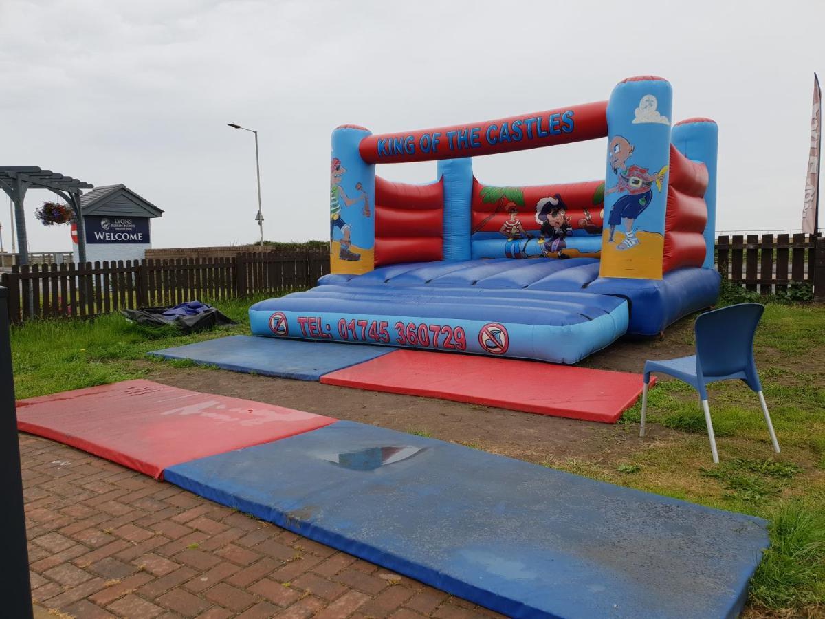 Holiday Home In Lyons Robin Hood Holiday Park Meliden 외부 사진